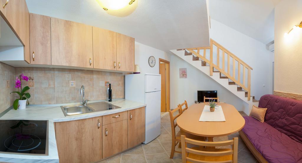 Beach Resort Apartments Podspiline Baska Voda Ngoại thất bức ảnh